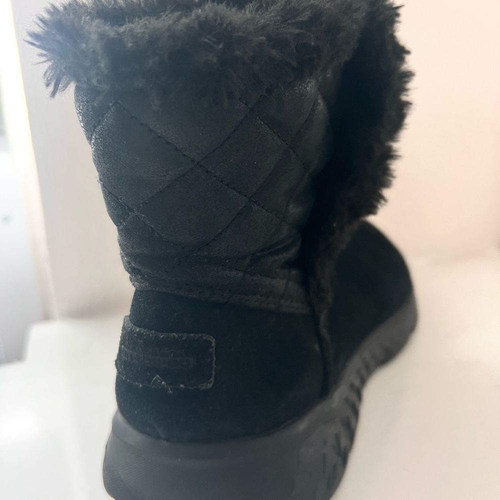 Skechers Women's Black Fur-Lined Ankle Boots used size 10 - Picture 4 of 10